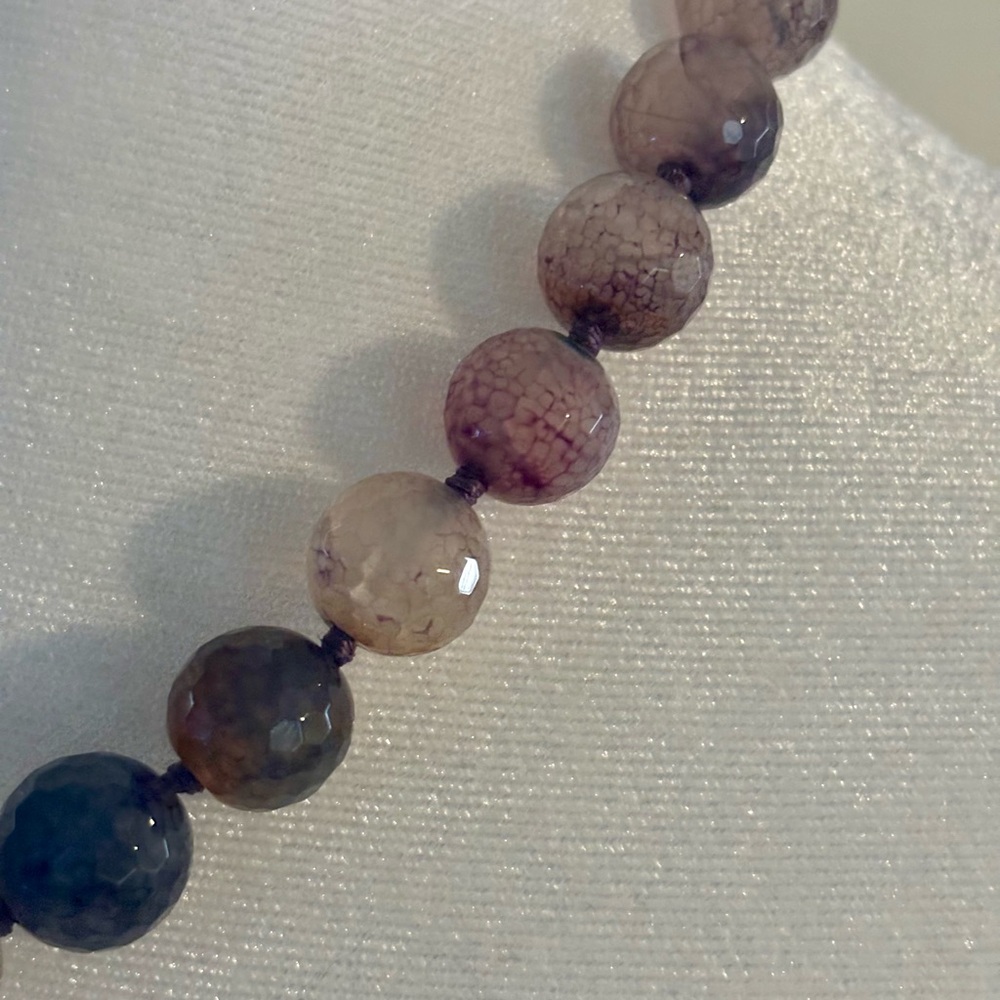 Amethyst Quartz Knotted Bead Necklace NWT - Picture 3 of 8